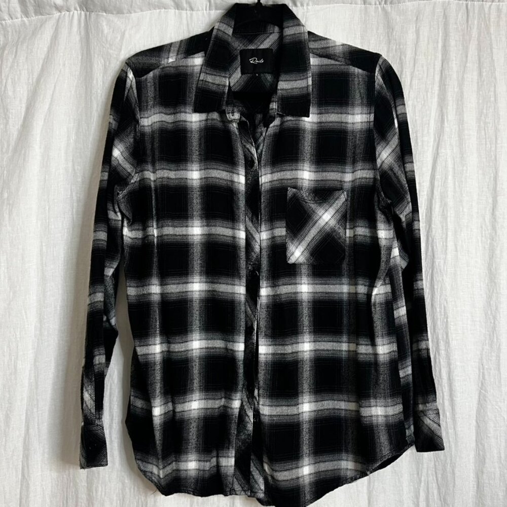 Rails Black and White Flannel Size L